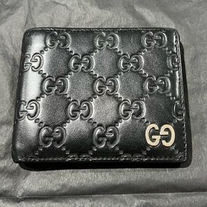 Men Gucci wallet